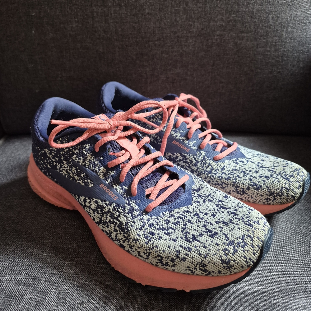 Brooks Launch 6 Running Shoes